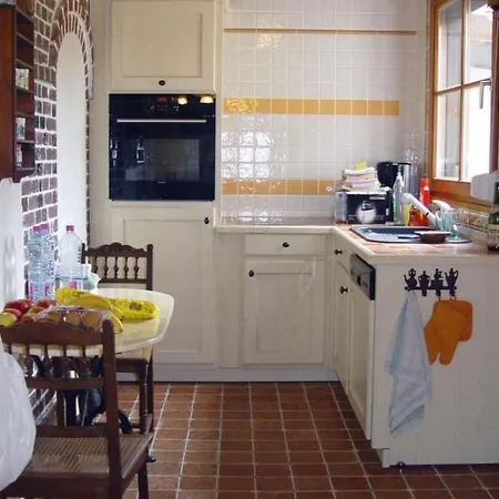 Mit Grossem Garten In La Pree By Interhome Hébergement de vacances Saint-Martin-Osmonville